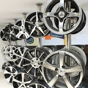 Custom Wheels and Rims in Coshocton, Macedonia, Zanesville and Massillon, OH